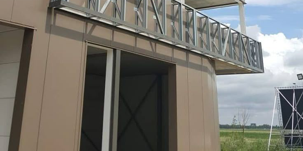 steel fram warehouse